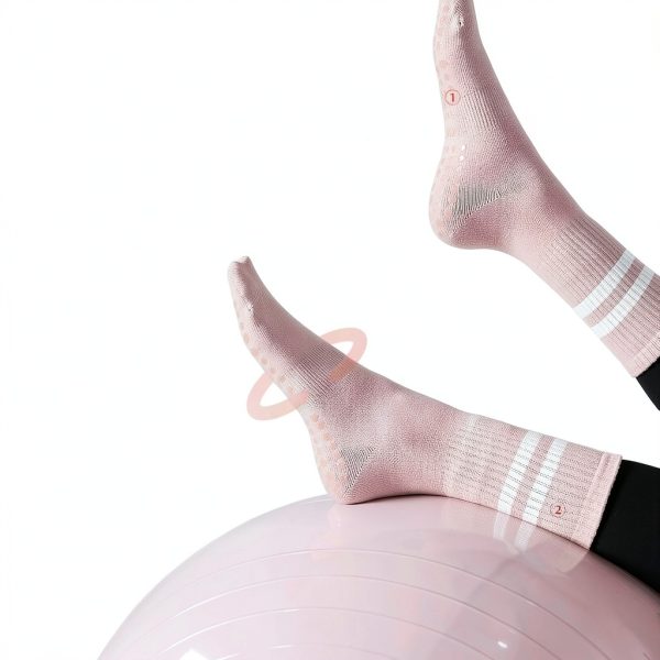 Non Slip Yoga Socks Women Gripper Athletic Socks 6-9-1